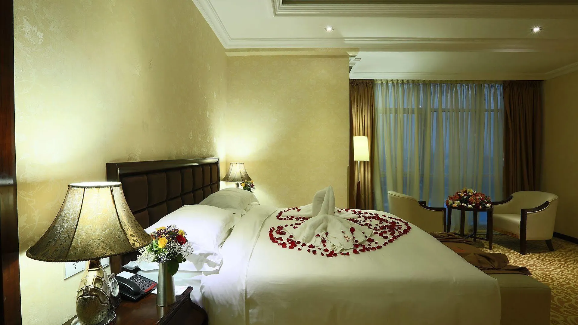 Capital Hotel And Spa Addis-Abeba 5*,